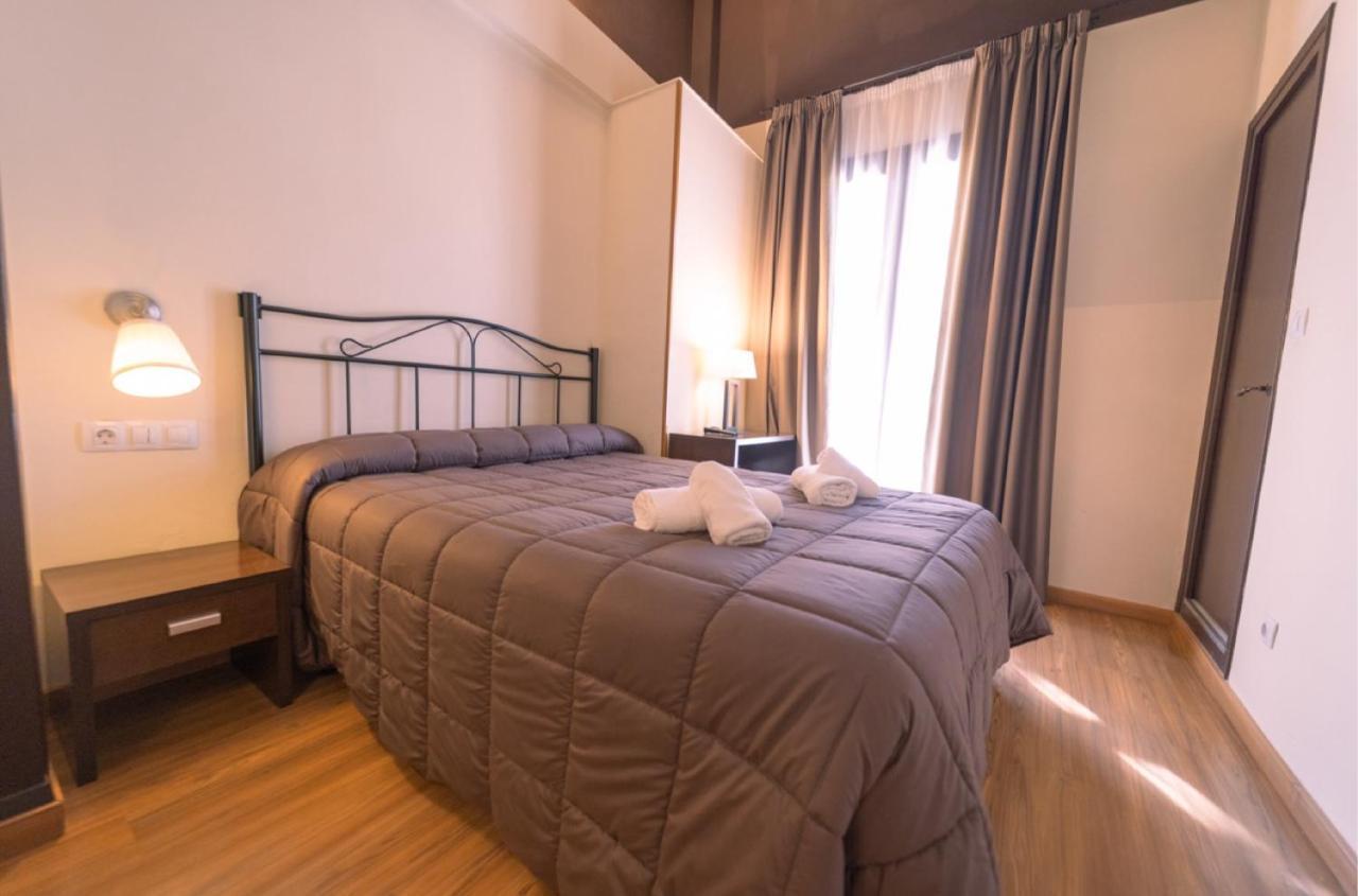 Hotel Rural Y Apartamentos Villa Engracia Espluga de Francolí Dış mekan fotoğraf